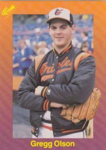 Gregg Olson 1989 baseball card